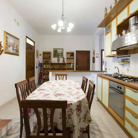 Semesterbostad Casa Degli Ulivi *